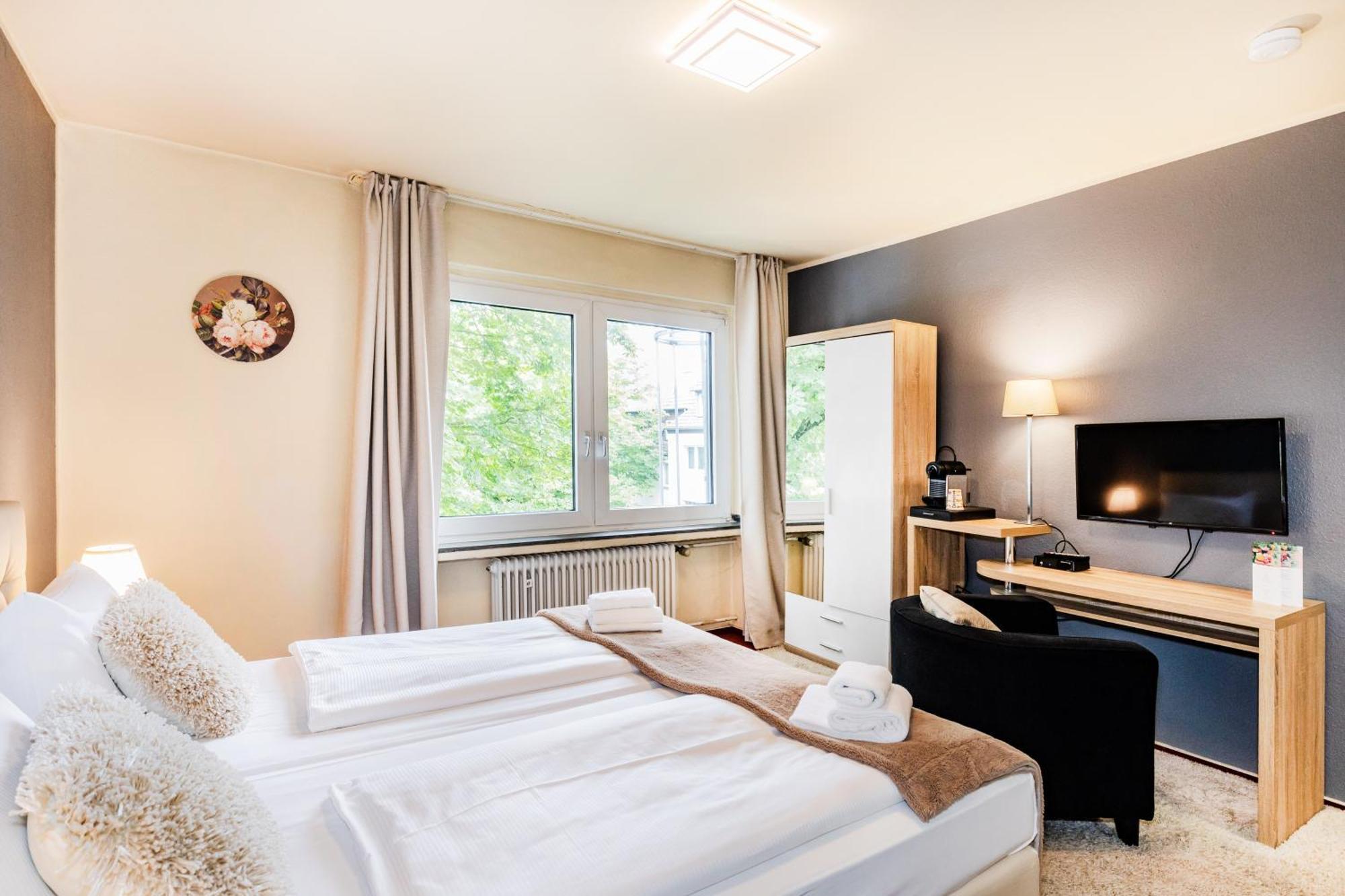 Hotel Fuerst Garden Dortmund Exterior foto